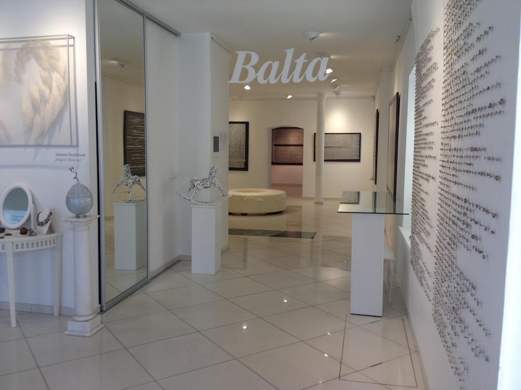 Gallery Balta Apartments Kaunas Bagian luar foto